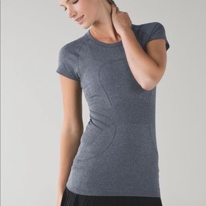 Lululemon swiftly tech short sleeve